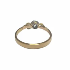 bague en or et platine avec diamants