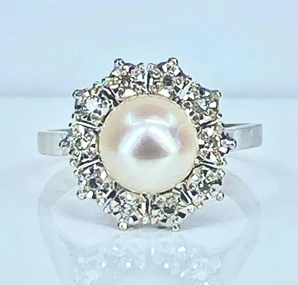 Bague en or et platine, perle et diamants
