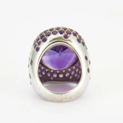 Bague en Or gris, améthyste
