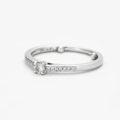 Bague en or gris avec diamants