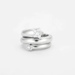 Bague en Or gris, diamants