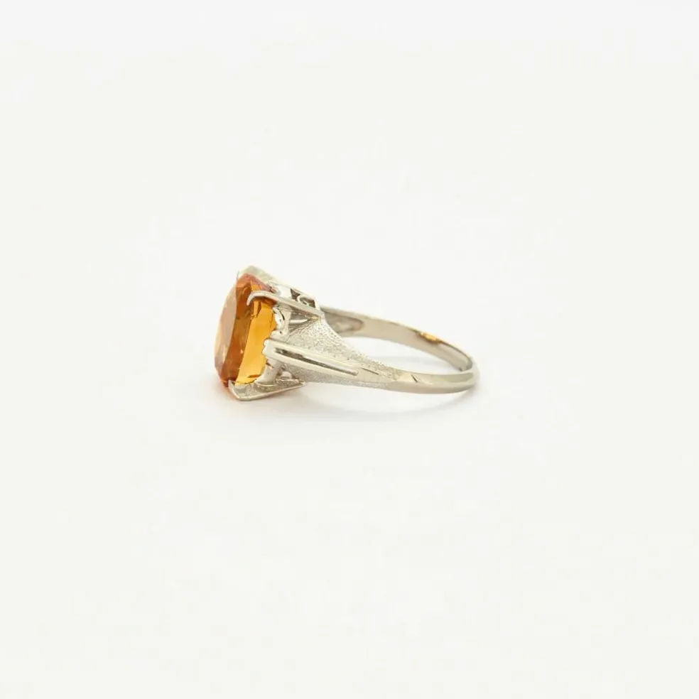 Bague en or gris et citrine
