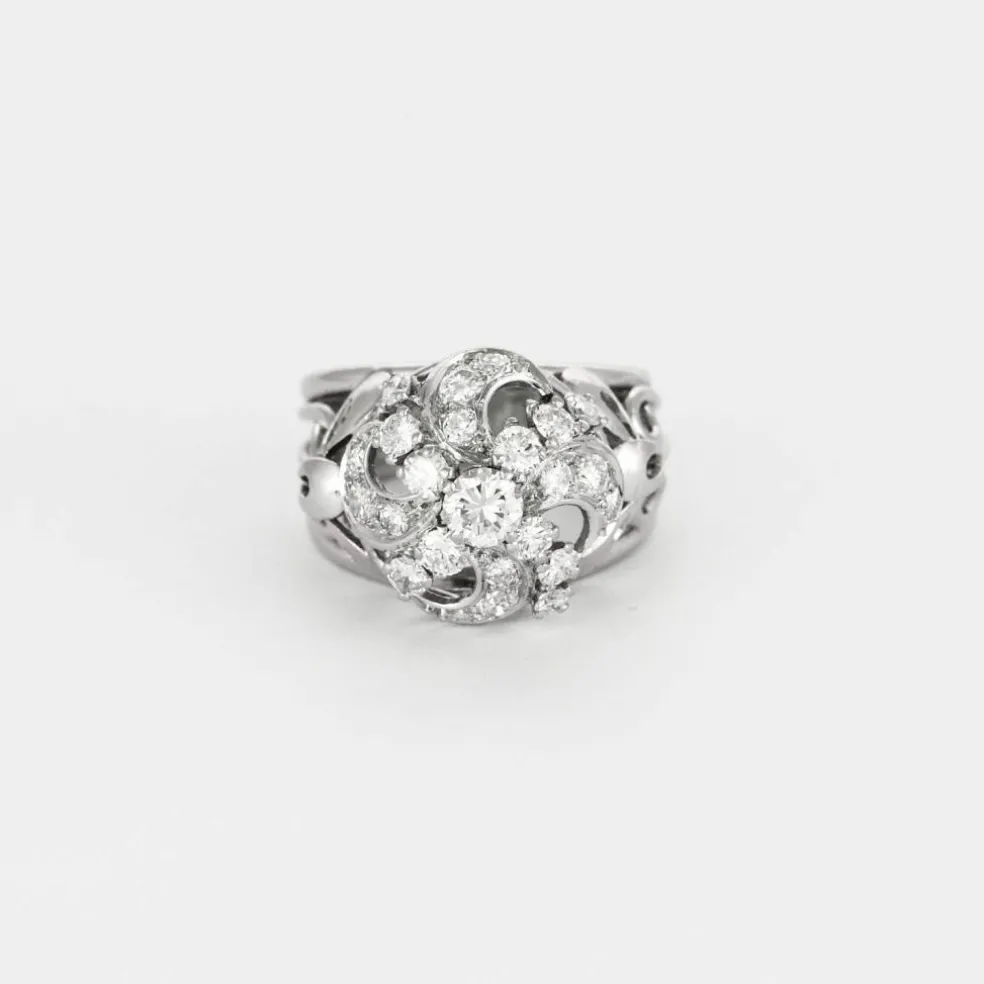 Bague en or gris et diamant