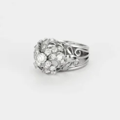 Bague en or gris et diamant
