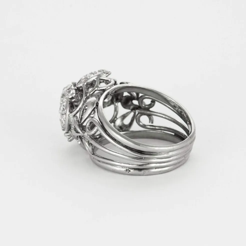 Bague en or gris et diamant