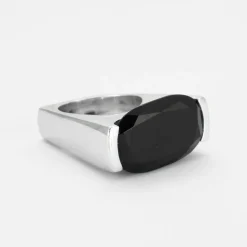 Bague en Or gris, Onyx