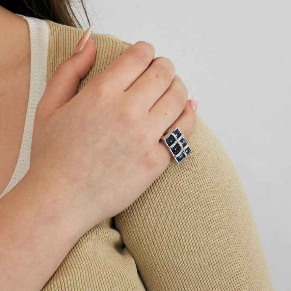 Bague en or gris saphirs et diamants