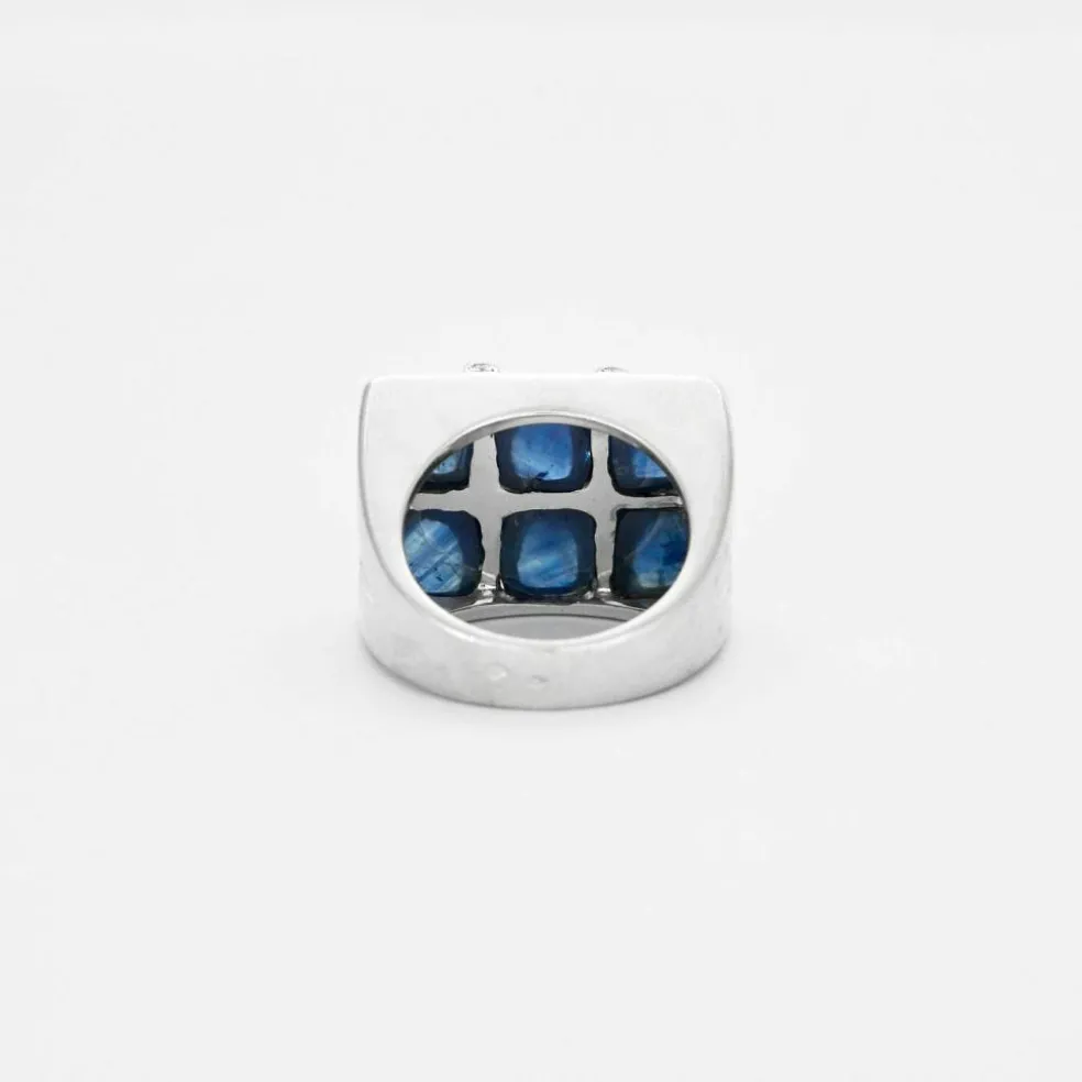 Bague en or gris saphirs et diamants