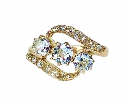 Bague en or jaune 18 carats et diamants vers 1900