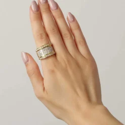 Bague en or jaune 18 carats avec diamants CELION