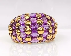 Bague en or jaune 18 carats sertie de 29 améthystes