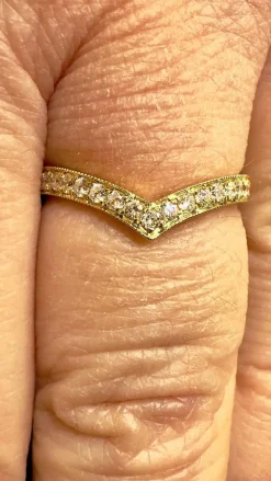 Bague en or jaune 18 carats et diamants