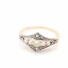 Bague en or jaune 750 mil, perle et diamants