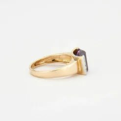 Bague en Or jaune, Améthyste