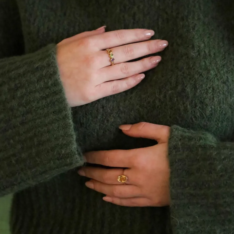 Bague en or jaune avec citrine ovale