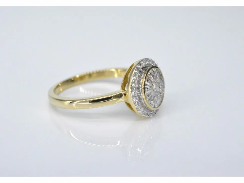 Bague en or jaune avec diamant