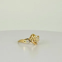 Bague en or jaune avec diamants