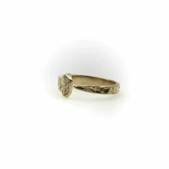Bague en or jaune avec diamants