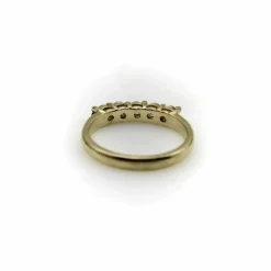 Bague en or jaune avec diamant taille européenne ancienne