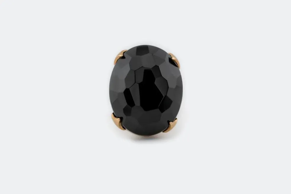 Bague en or jaune avec onyx