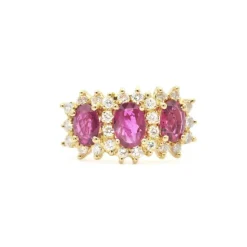 Bague en or jaune avec rubis et diamants