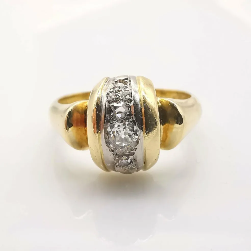 Bague en or jaune diamants