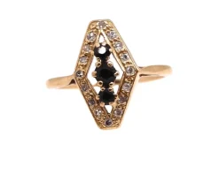 Bague en or jaune, diamants et saphirs
