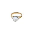 Bague en or jaune diamants et perle