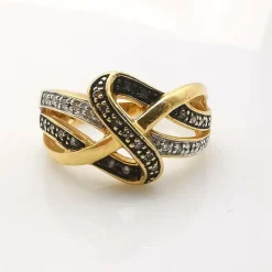Bague en or jaune diamants