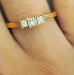 Bague en Or jaune, diamants