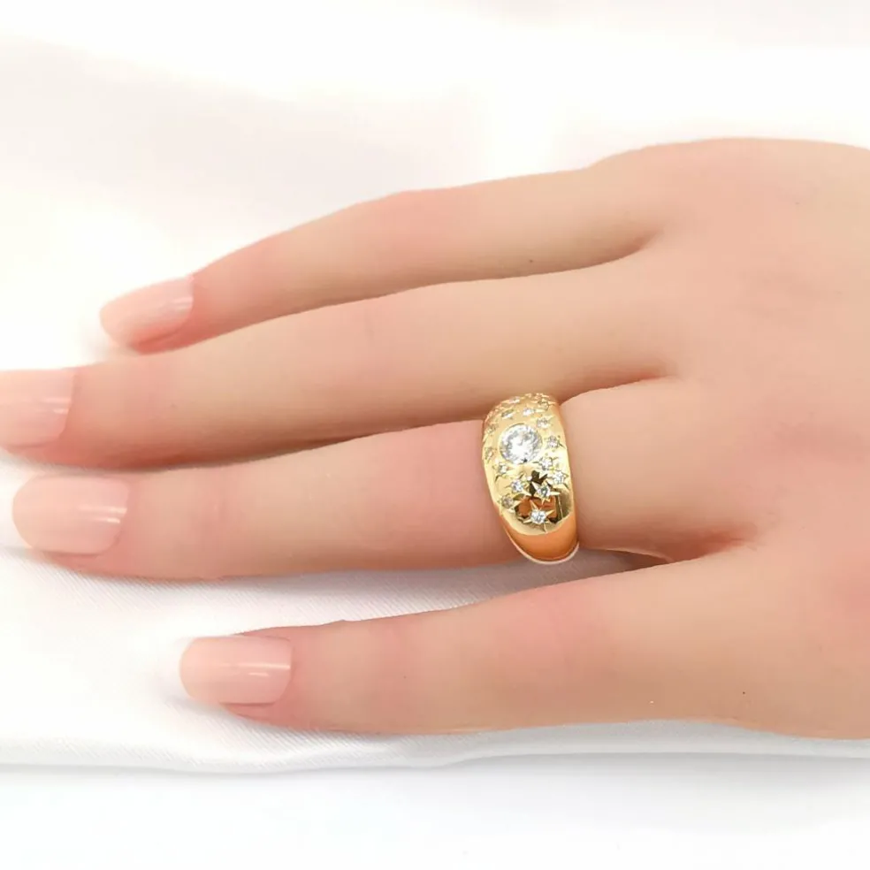 Bague en or jaune diamants