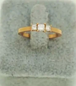 Bague en Or jaune, diamants