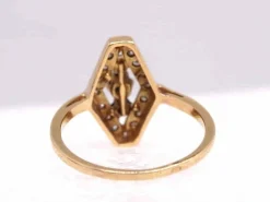Bague en or jaune, diamants et saphirs