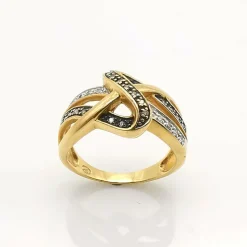 Bague en or jaune diamants