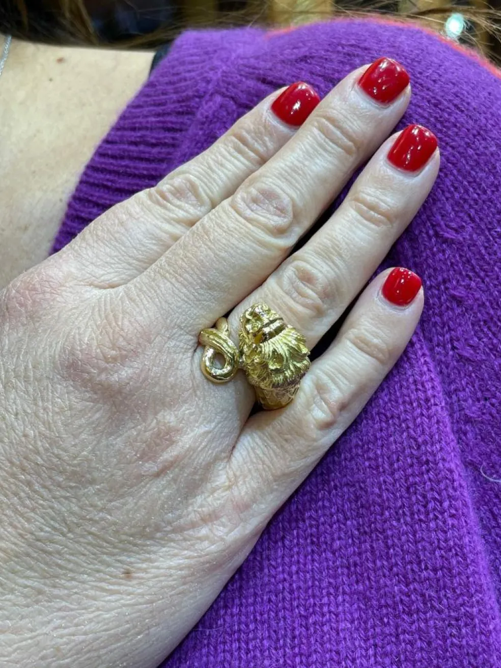 Bague en or jaune Dragon