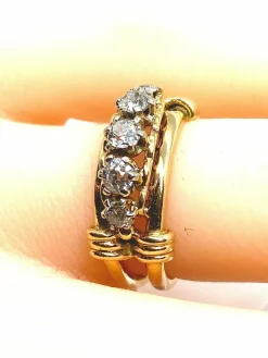 Bague en or jaune et 5 diamants