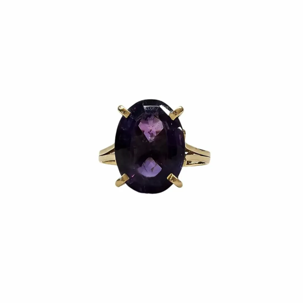 Bague en or jaune et amethyste