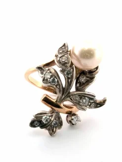 Bague en or jaune et argent avec perle et diamants taille ancienne