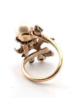 Bague en or jaune et argent avec perle et diamants taille ancienne