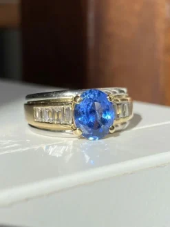 Bague en or jaune et blanc 18K saphir et diamants