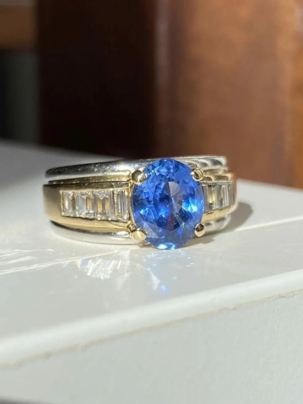 Bague en or jaune et blanc 18K saphir et diamants