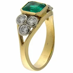 Bague en or jaune et blanc avec émeraude et diamants