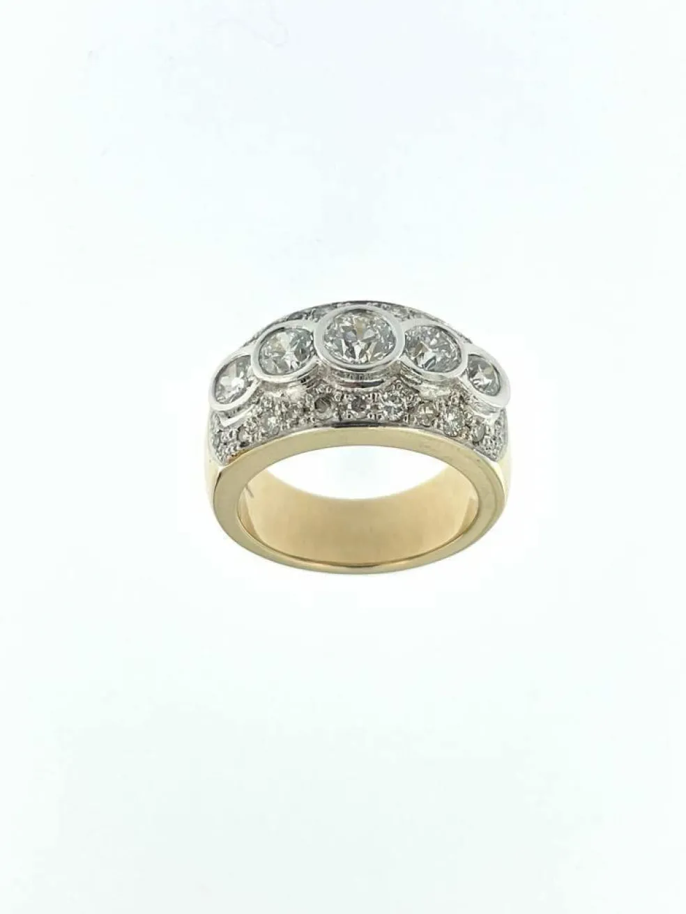 Bague en or jaune et blanc certifiée HRD avec diamants de 3,25 carats