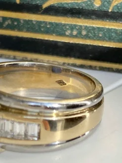 Bague en or jaune et blanc 18K saphir et diamants