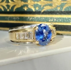 Bague en or jaune et blanc 18K saphir et diamants