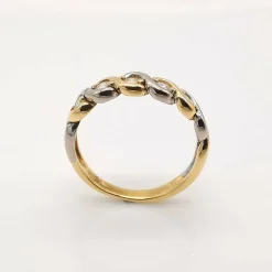 Bague en or jaune et blanc et diamants