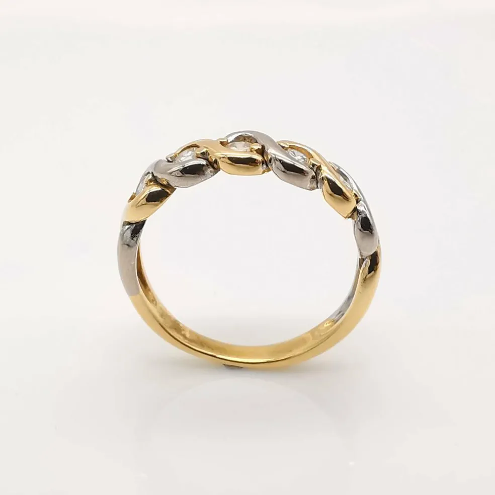 Bague en or jaune et blanc et diamants