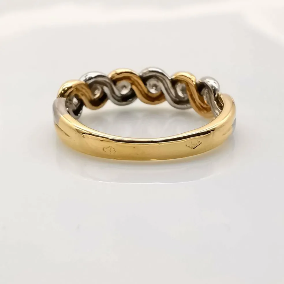 Bague en or jaune et blanc et diamants