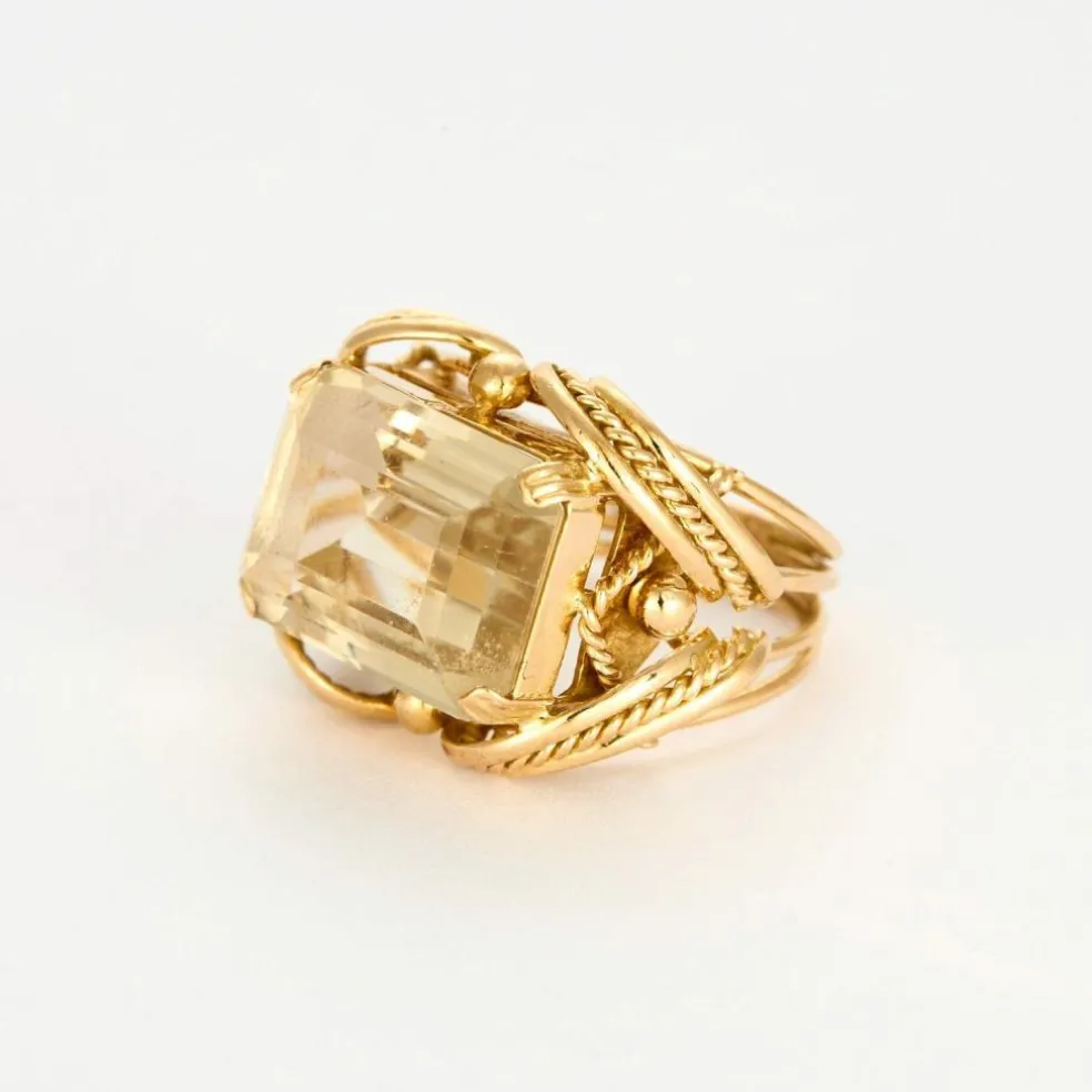 Bague en or jaune et citrine