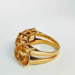 Bague en or jaune et citrines